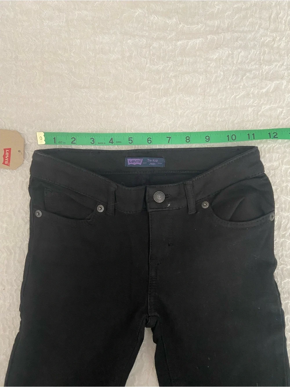 NWT LEVIS BLACK KNIT GIRLS JEANS